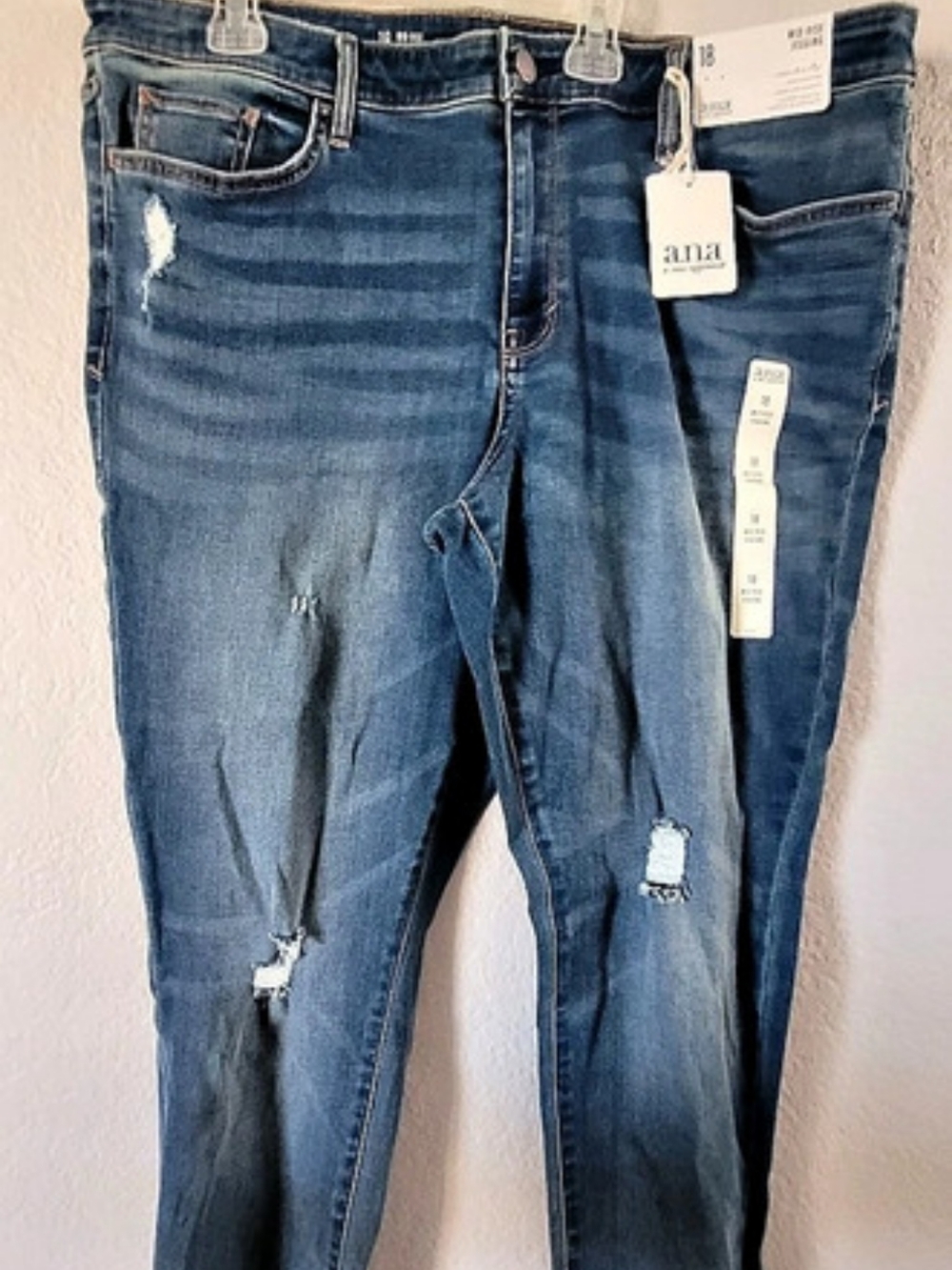 ana Mid-Rise Jegging Blue Mid-Rise Jeggings Waist 18 NWT
